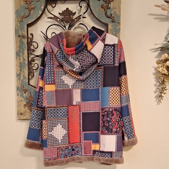 Colorful Patchwork Puffer Coat with Faux  Fur Trim. NWOT Size Large - Picture 5 of 17